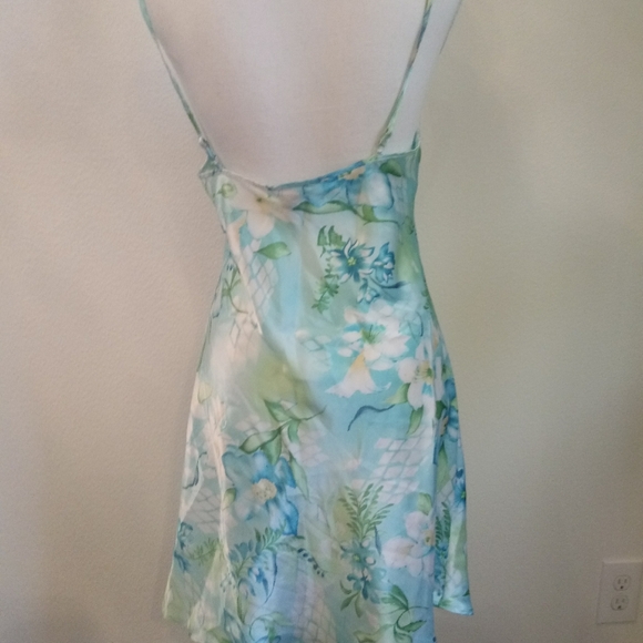 Floral Sheer Kimono Robe with gown - Picture 3 of 10